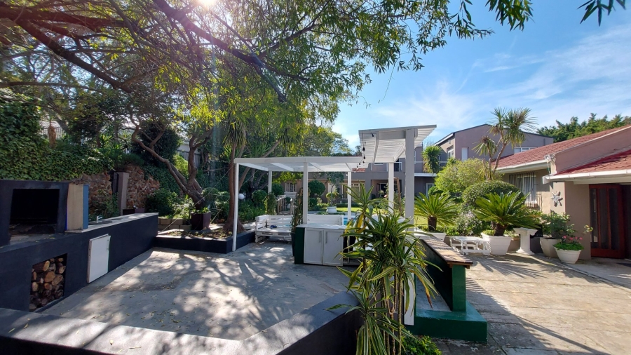9 Bedroom Property for Sale in Montclair Western Cape